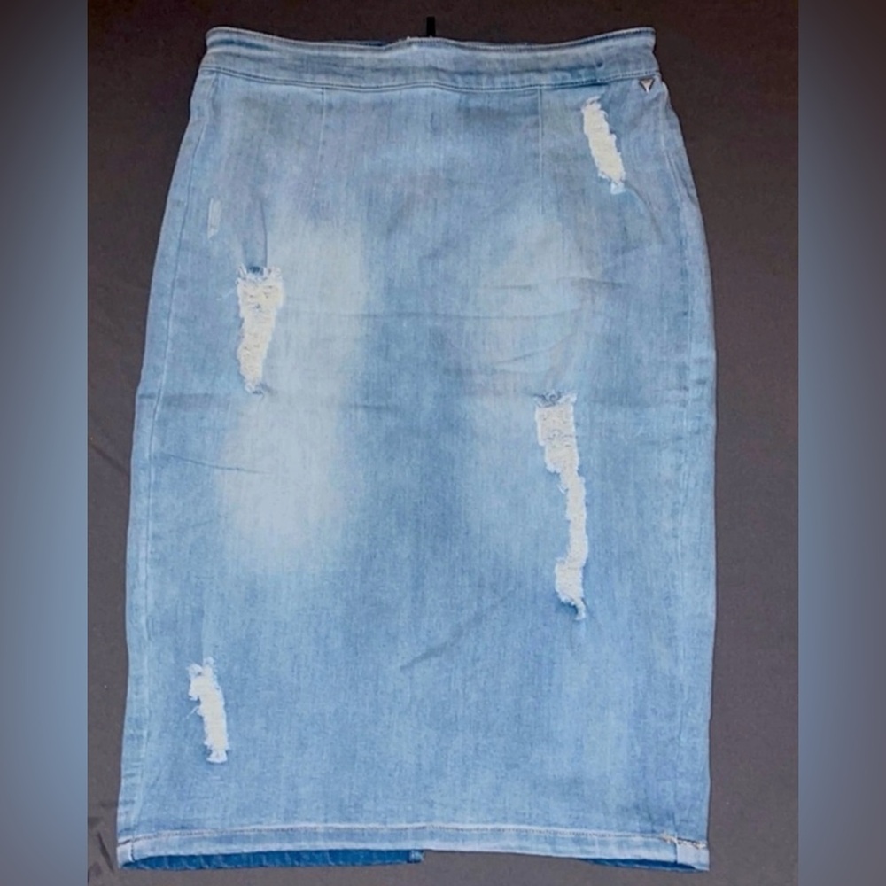 GUESS ‼️ jean skirt
